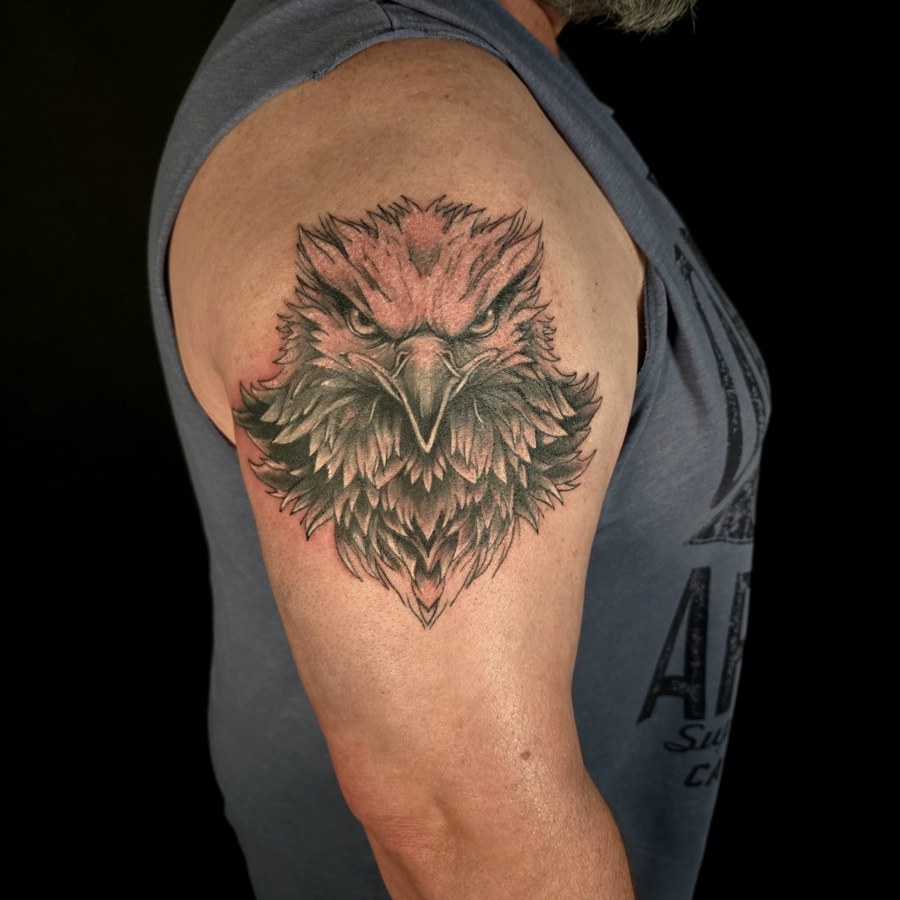 20 Jahre altes Tribal – cleanes Cover‑Up in 2×3h - Nachher